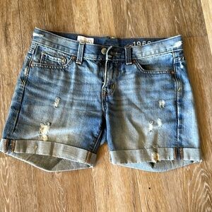 Gap Sexy Boyfriend Shorts 24R